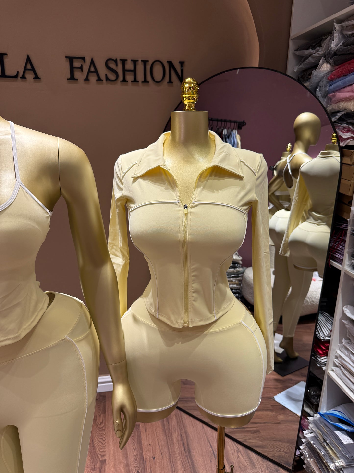 YELLOW LUXE 6 PIECES SET