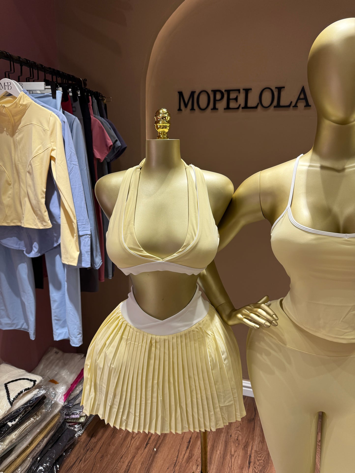 YELLOW LUXE 6 PIECES SET