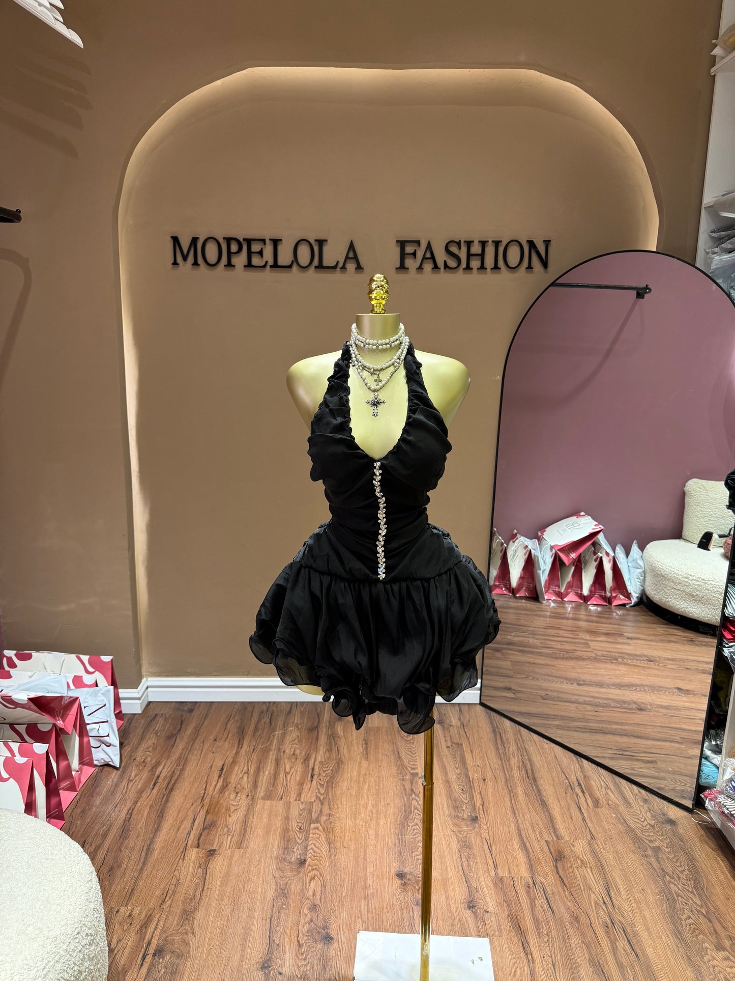 Chic Ella dress