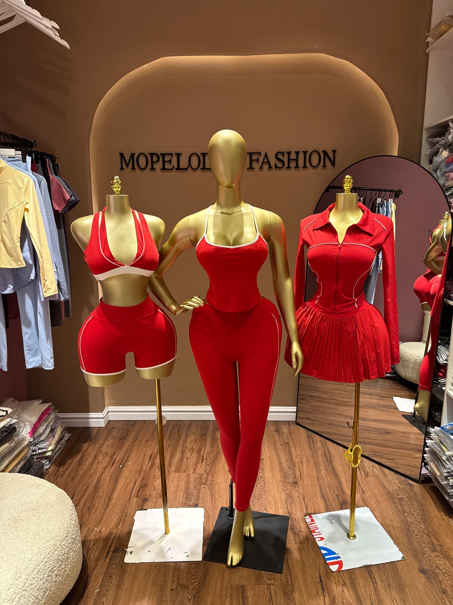 RED LUXE 6 PIECES SET