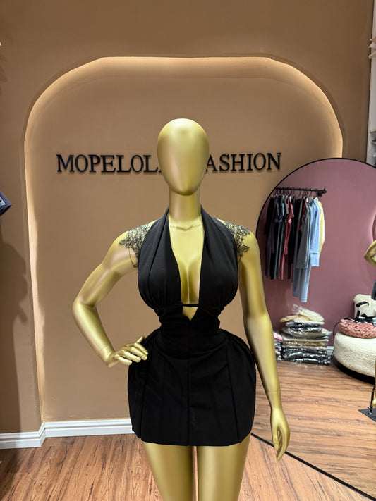 Chic dress